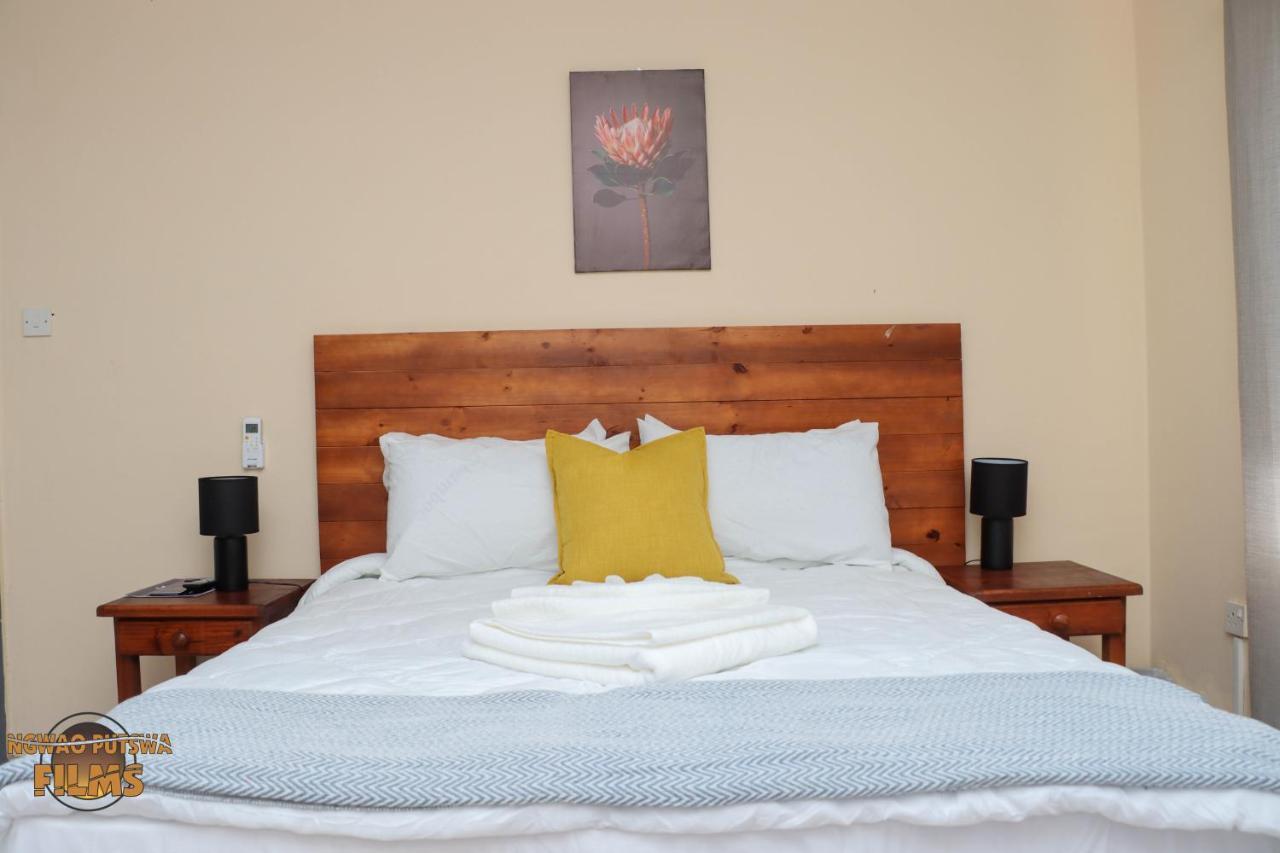 The Hill Bed And Breakfast Francistown Exterior photo